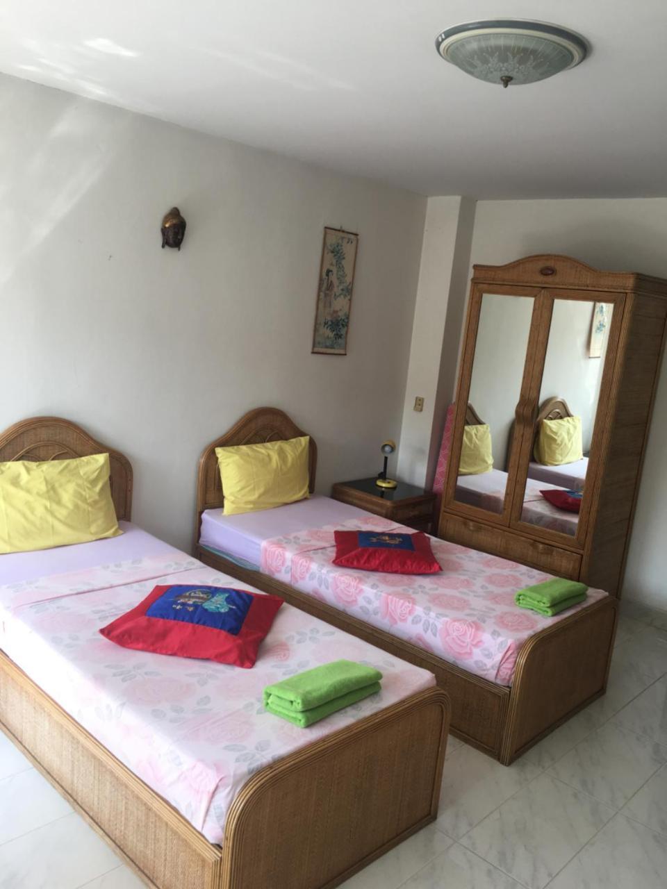 View Talay 1B Holidays Pattaya Luaran gambar